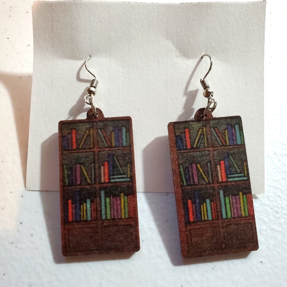 Bookshelf earrings